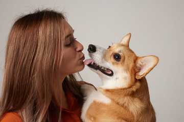 porque te lamen los perros